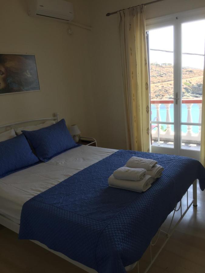 Villa Bonatsa Andros Home 巴特斯欧 外观 照片